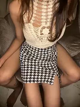 Check out our webcam shows gallery and message on a personal level with our sweet squirt cams hosts, showing off their natural physiques and sex toys.