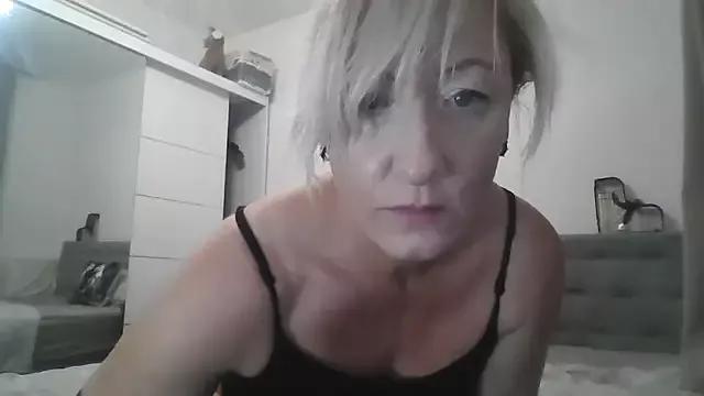 Sexyycattt from StripChat is Freechat