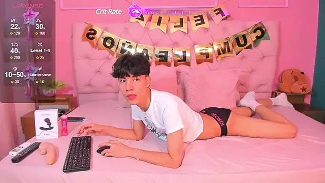 SHADY_STONE from StripChat is Freechat
