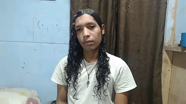 shairaStarr from StripChat is Freechat