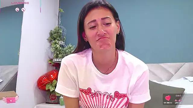 SharisWillian from StripChat is Freechat