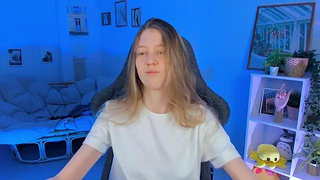Check out our webcam shows gallery and message on a personal level with our sweet squirt cams hosts, showing off their natural physiques and sex toys.