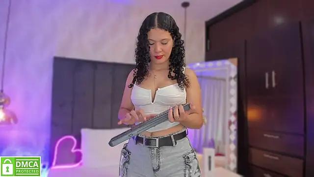 Check out our webcam shows gallery and message on a personal level with our sweet squirt cams hosts, showing off their natural physiques and sex toys.