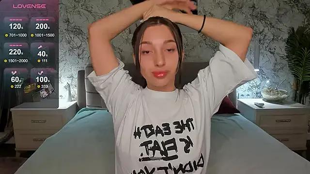 Check out our webcam shows gallery and message on a personal level with our sweet squirt cams hosts, showing off their natural physiques and sex toys.