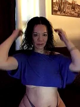 SidneyRaee from StripChat is Freechat