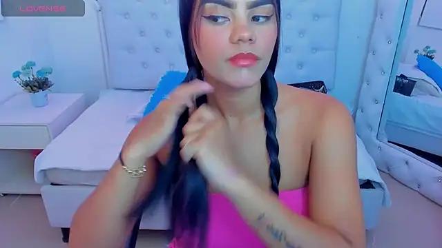 Check out our webcam shows gallery and message on a personal level with our sweet squirt cams hosts, showing off their natural physiques and sex toys.