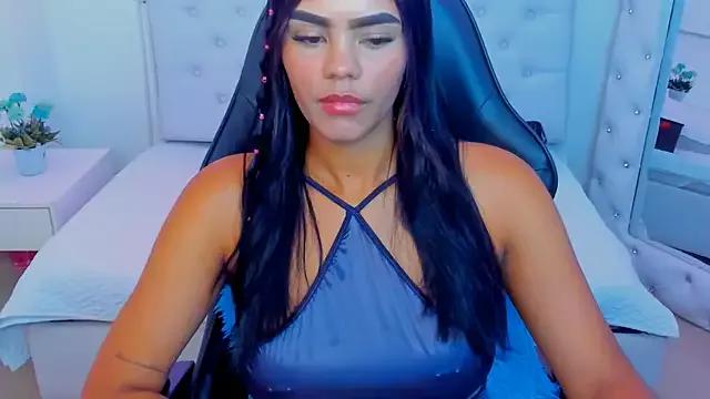 silvana__miller from StripChat is Freechat