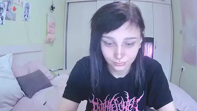 SineKiraReal from StripChat is Freechat