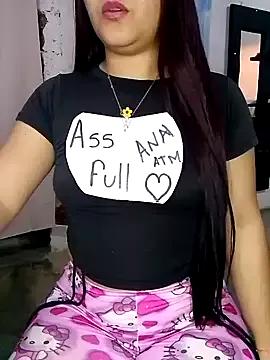 Check out our webcam shows gallery and message on a personal level with our sweet squirt cams hosts, showing off their natural physiques and sex toys.