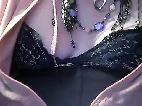 sissy_sarah69 from StripChat is Freechat