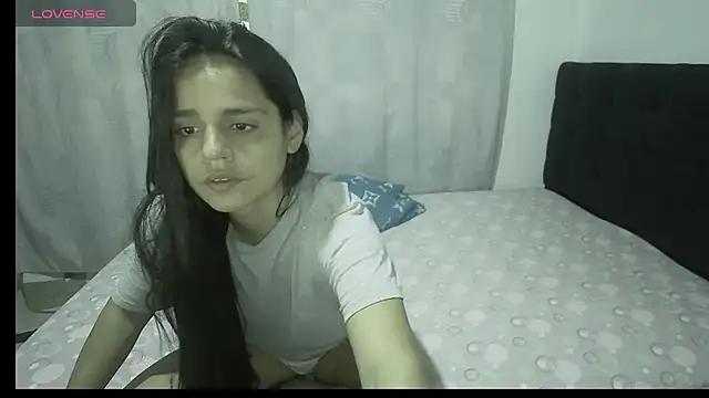 Skinny_S0fi from StripChat is Freechat
