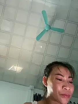 Skinny_vuet from StripChat is Freechat