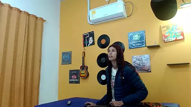 skinnyverus18 from StripChat is Freechat