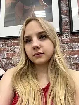 Photos of Sky_Cutie from StripChat is Freechat