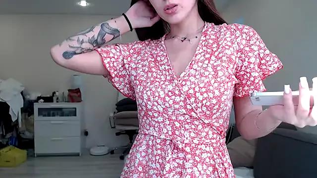 Check out our webcam shows gallery and message on a personal level with our sweet squirt cams hosts, showing off their natural physiques and sex toys.