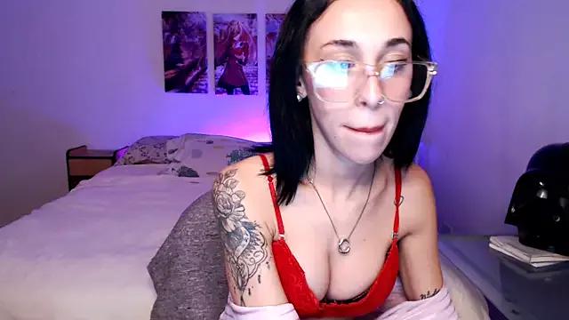 Check out our webcam shows gallery and message on a personal level with our sweet squirt cams hosts, showing off their natural physiques and sex toys.