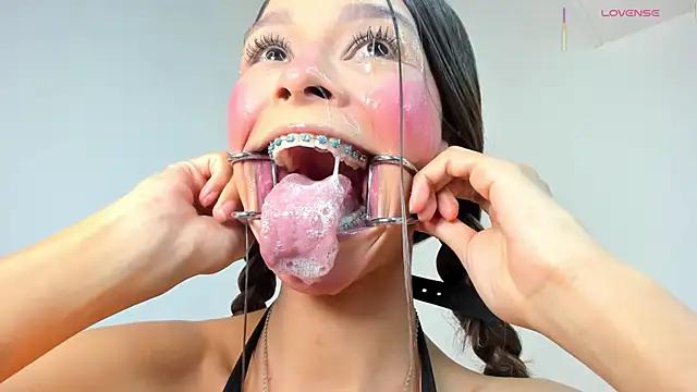 Check out our webcam shows gallery and message on a personal level with our sweet squirt cams hosts, showing off their natural physiques and sex toys.