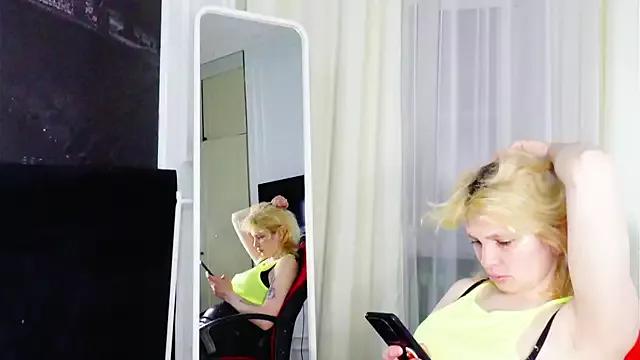 Check out our webcam shows gallery and message on a personal level with our sweet squirt cams hosts, showing off their natural physiques and sex toys.