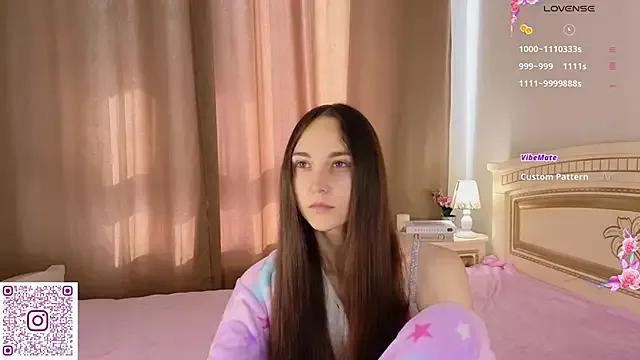 Check out our webcam shows gallery and message on a personal level with our sweet squirt cams hosts, showing off their natural physiques and sex toys.