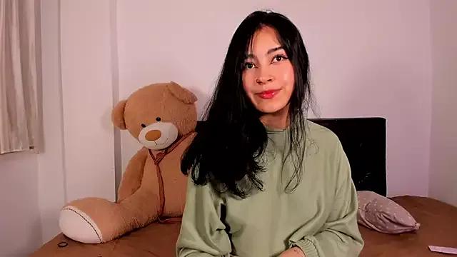 Check out our webcam shows gallery and message on a personal level with our sweet squirt cams hosts, showing off their natural physiques and sex toys.