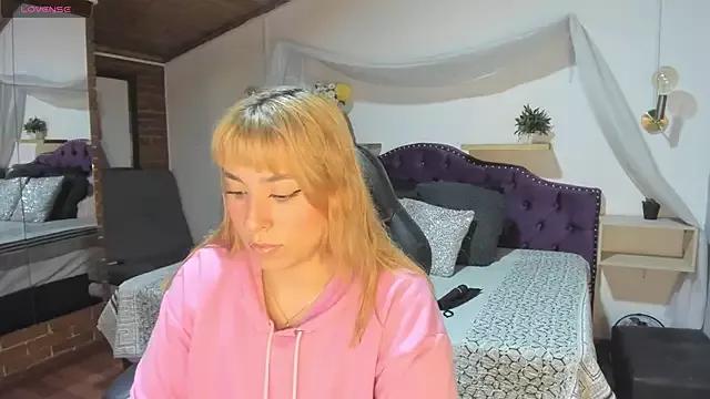 sophialyh_1 from StripChat is Freechat