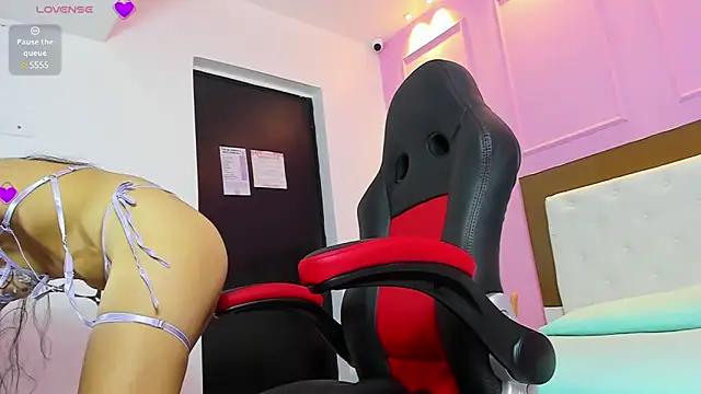 Check out our webcam shows gallery and message on a personal level with our sweet squirt cams hosts, showing off their natural physiques and sex toys.