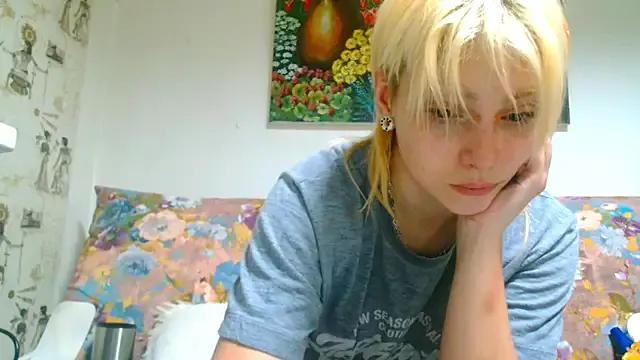 Sophie_Bell from StripChat is Freechat