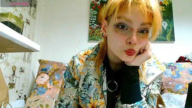 Sophie_Bell from StripChat is Freechat