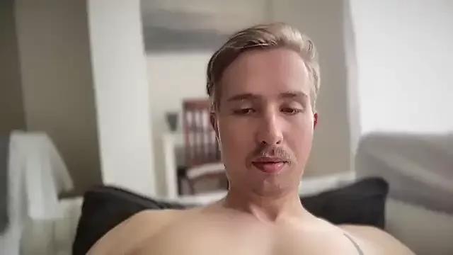 SophieandDavid from StripChat is Freechat
