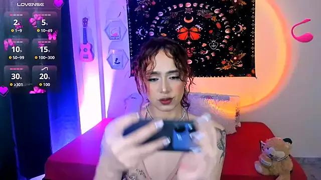 Check out our webcam shows gallery and message on a personal level with our sweet squirt cams hosts, showing off their natural physiques and sex toys.