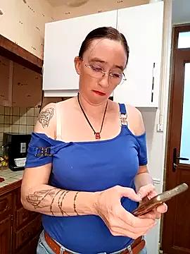 Sophierob1 from StripChat is Freechat