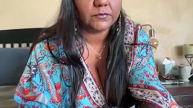 SophieStarShine from StripChat is Freechat