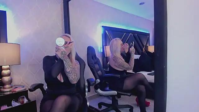 Check out our webcam shows gallery and message on a personal level with our sweet squirt cams hosts, showing off their natural physiques and sex toys.