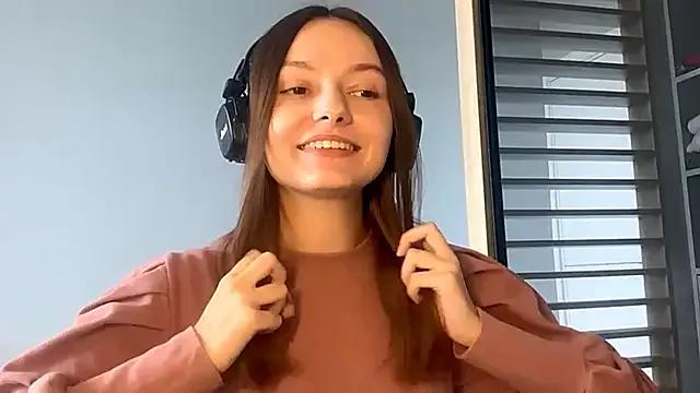 Check out our webcam shows gallery and message on a personal level with our sweet squirt cams hosts, showing off their natural physiques and sex toys.