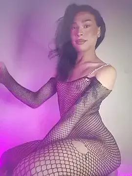 Soyshelly from StripChat is Freechat