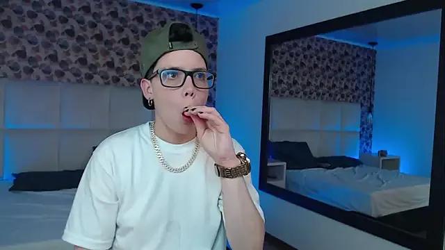 SpencerMontgomery from StripChat is Freechat