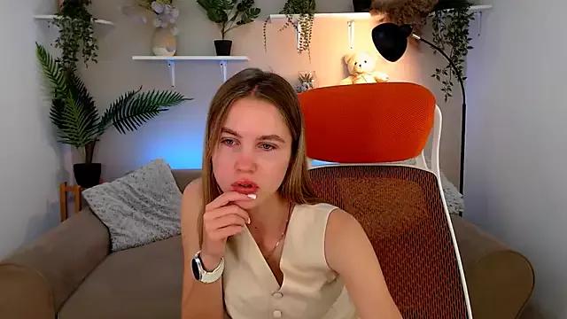 Spicy_Lexi from StripChat is Freechat