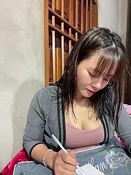 Star_fruit from StripChat is Freechat