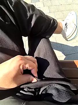 starvingo2002 from StripChat is Freechat