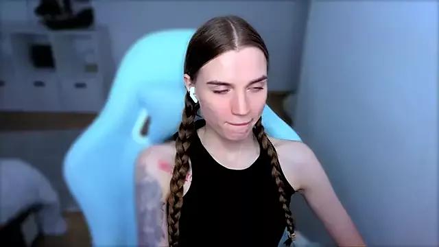 Check out our webcam shows gallery and message on a personal level with our sweet squirt cams hosts, showing off their natural physiques and sex toys.