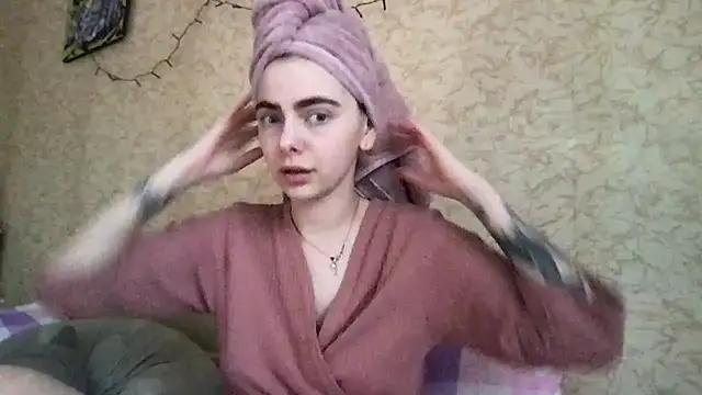 StormChristie from StripChat is Freechat