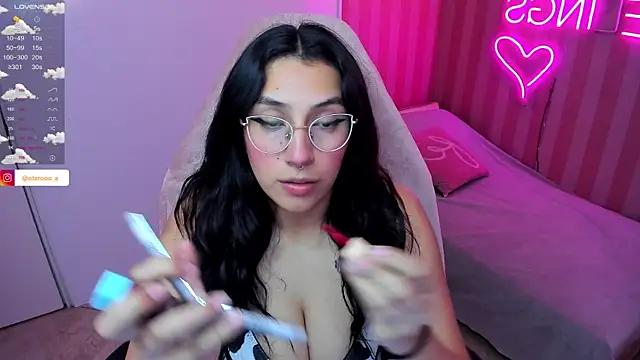 Check out our webcam shows gallery and message on a personal level with our sweet squirt cams hosts, showing off their natural physiques and sex toys.