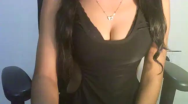 strip_divaa from StripChat is Freechat
