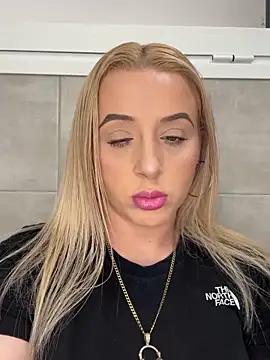 Photos of Strongqueen from StripChat is Group
