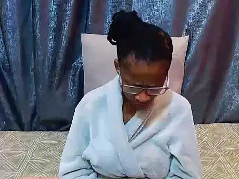 SugarPoppy24xxx from StripChat is Freechat