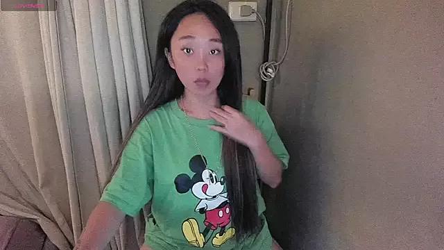 SultryAyaCollins from StripChat is Freechat