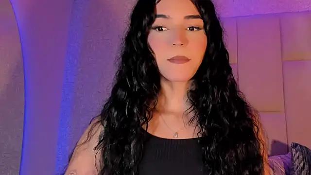 Check out our webcam shows gallery and message on a personal level with our sweet squirt cams hosts, showing off their natural physiques and sex toys.