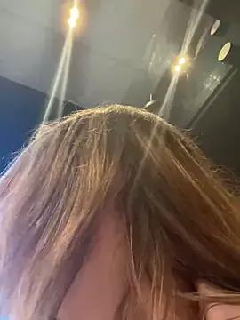 SunshineEmma from StripChat is Freechat