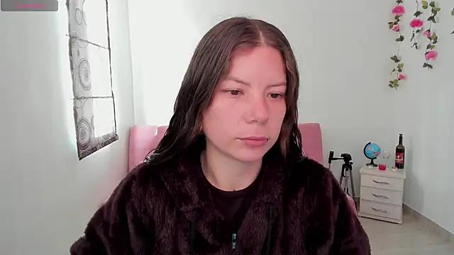 Check out our webcam shows gallery and message on a personal level with our sweet squirt cams hosts, showing off their natural physiques and sex toys.