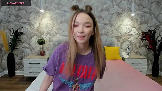 Check out our webcam shows gallery and message on a personal level with our sweet squirt cams hosts, showing off their natural physiques and sex toys.